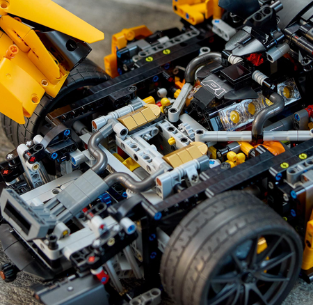LEGO Technic 42172 McLaren P1